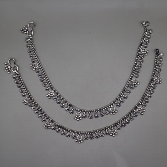Elegant Glow 925 Silver Anklet