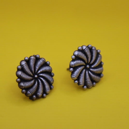 "Queen's Grace Earrings"