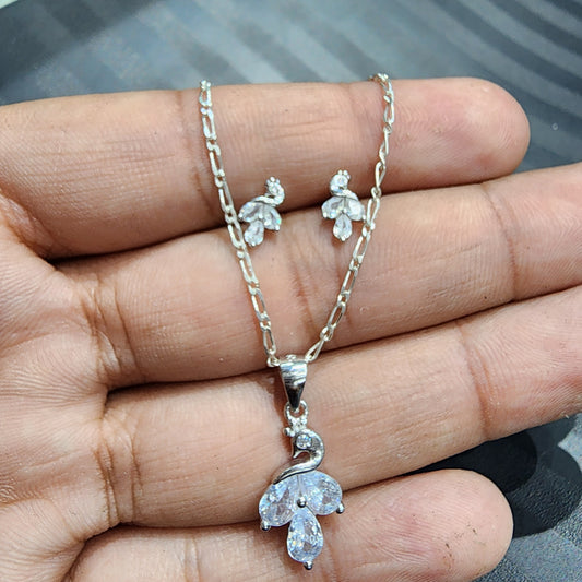 "Radiant Square Sparkle Pendant Set"