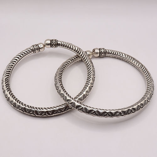 Exquisite Antique Silver Bangles with Engraved Patterns