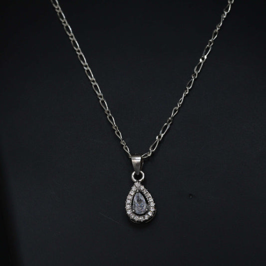 "Sparkling Elegance Diamond Pendant Set"