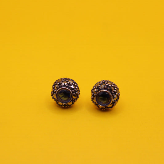 "Graceful Glamour Earring"